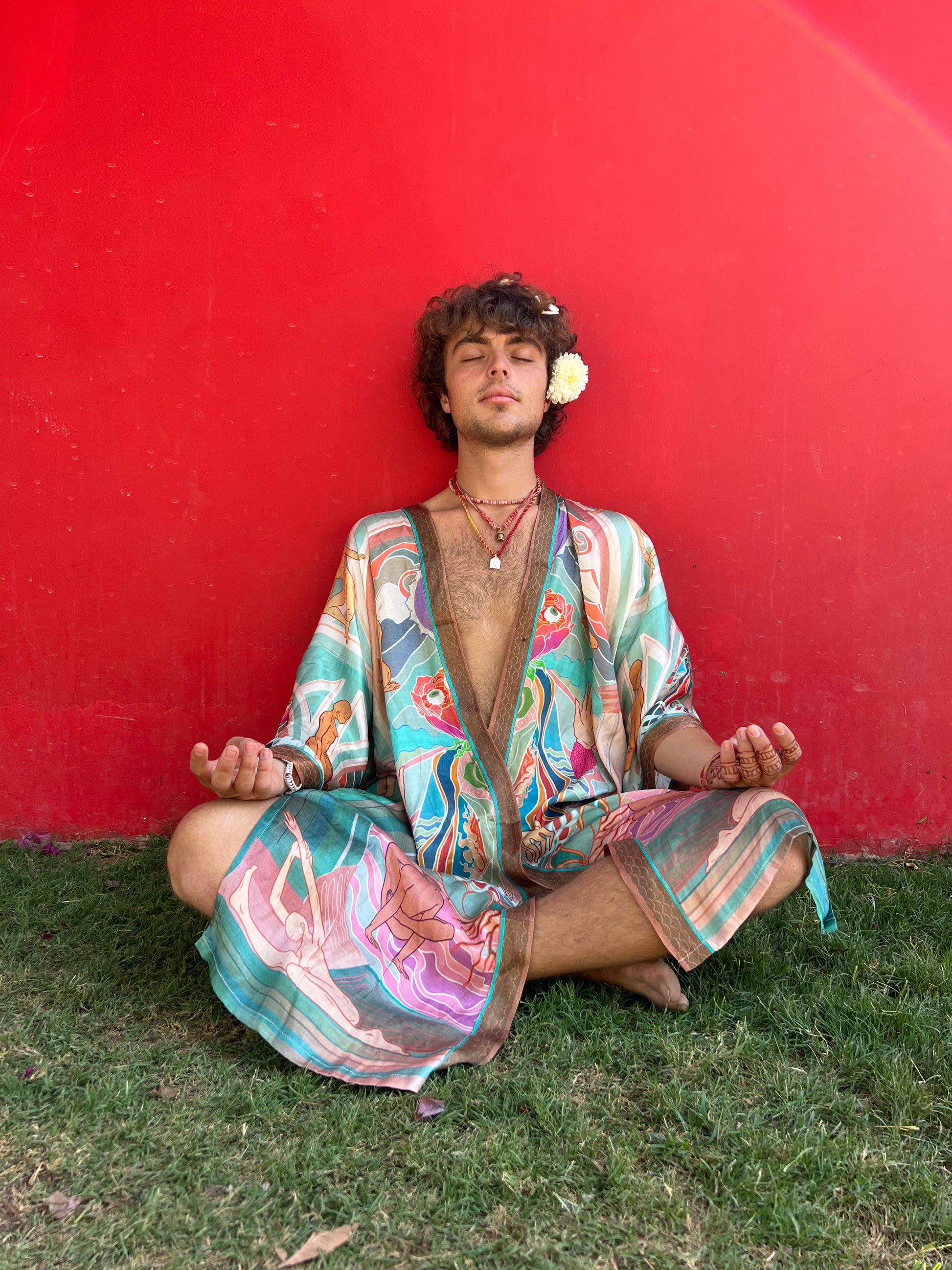 The Gate Kimono Qinkimo