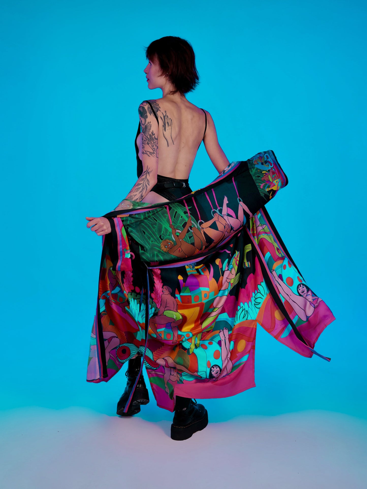 Girls Kimono Black - Kimono with Hand Drawn Paintings - Qinkimo